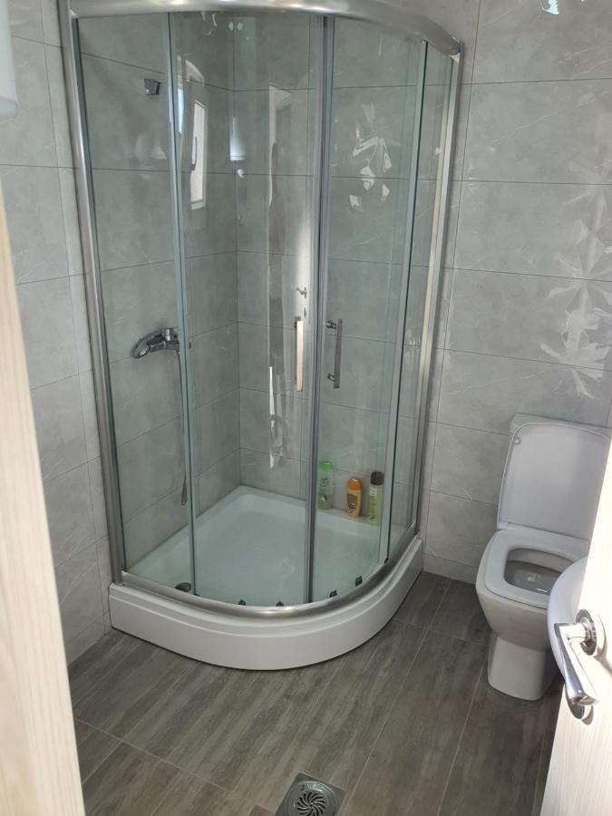 Apartman Tolosi 2 Podgorica Kültér fotó