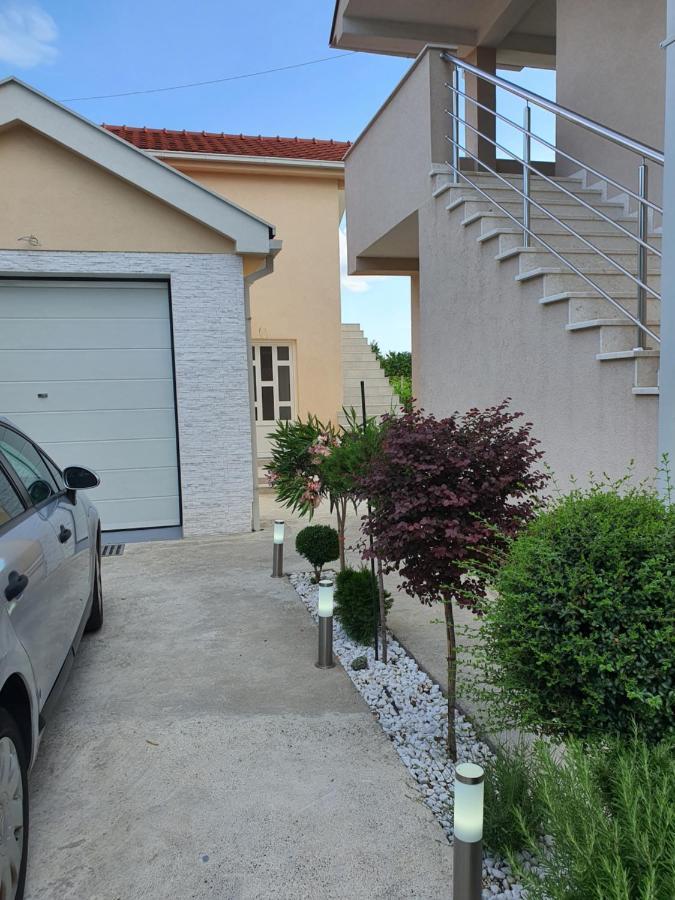 Apartman Tolosi 2 Podgorica Kültér fotó